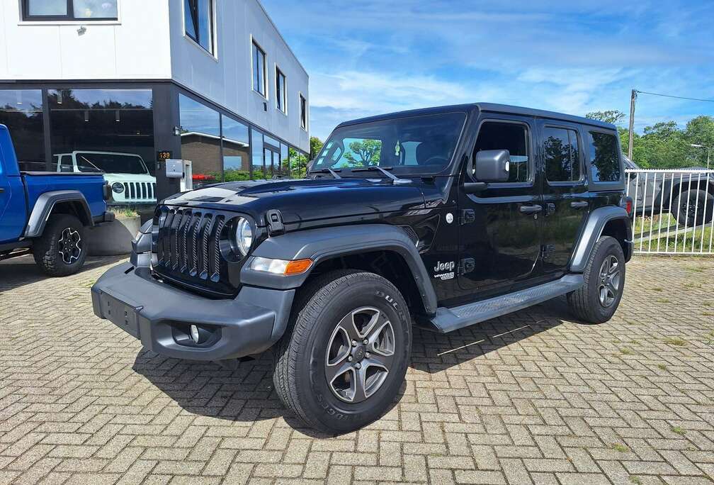 Jeep Wrangler 2.2 MultiJet II Sport verkocht/vendue