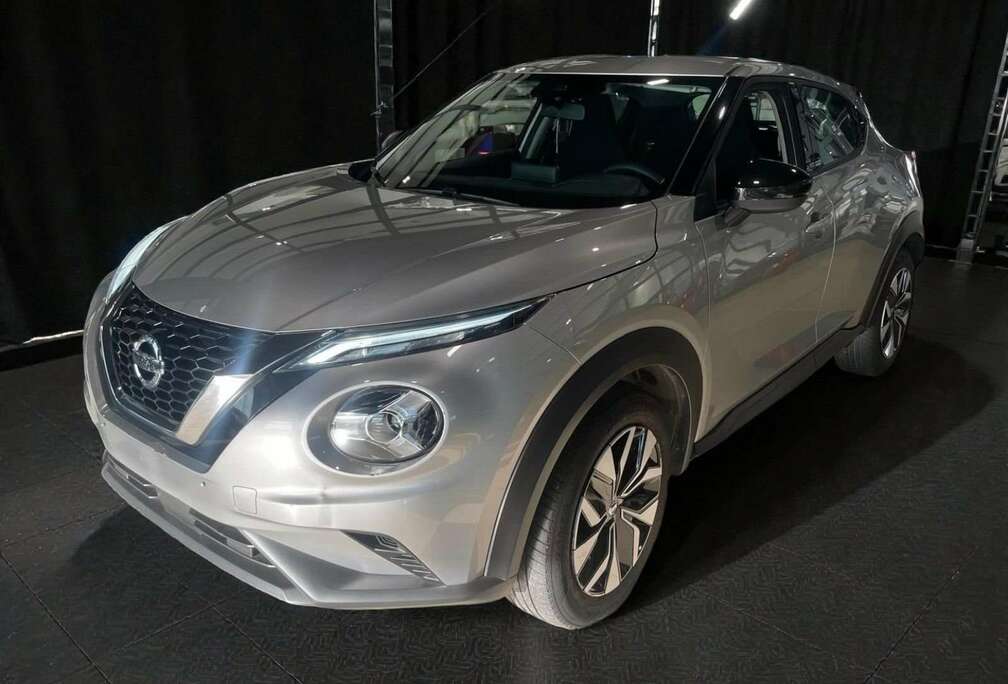 Nissan DIG-T Acenta DCT