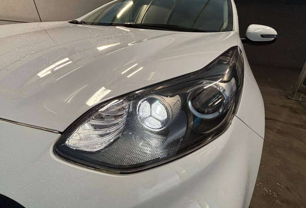 Kia Sportage 1.6 CRDi MHEV Business Line