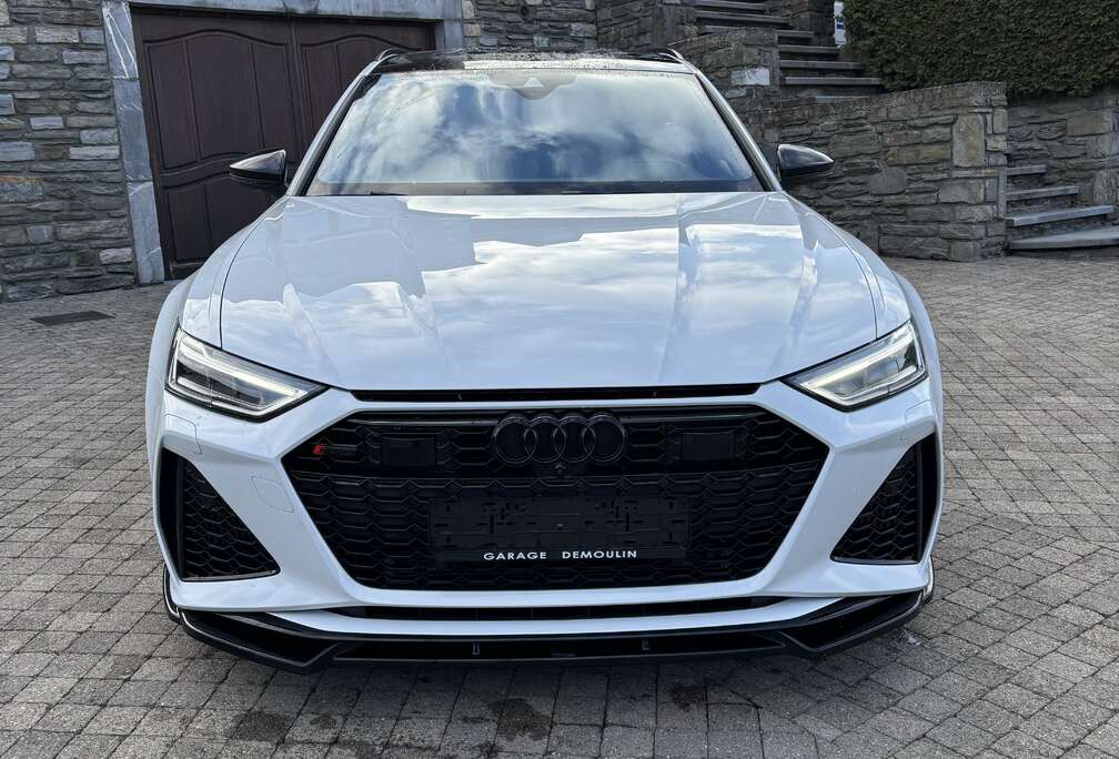 Audi 4.0 V8 TFSI Quattro Performance Tip