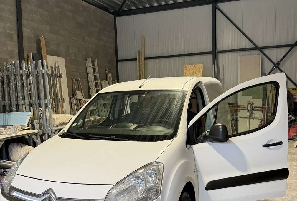 Citroen PHC 21 L1 HDi 90 CONFORT