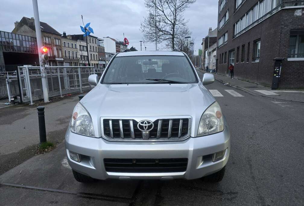 Toyota TOYOTA LAND CRUISER (EXPORT AFRICA MERCI)