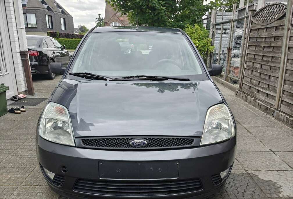 Ford 1.3 Benzine 128000km BLANCO GEKEURD VOOR VERKOOP