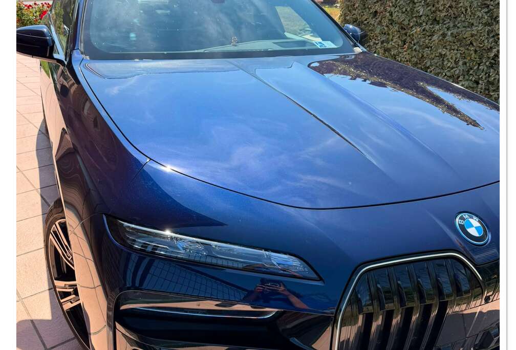 BMW 750eXAS PHEV (360 kW)