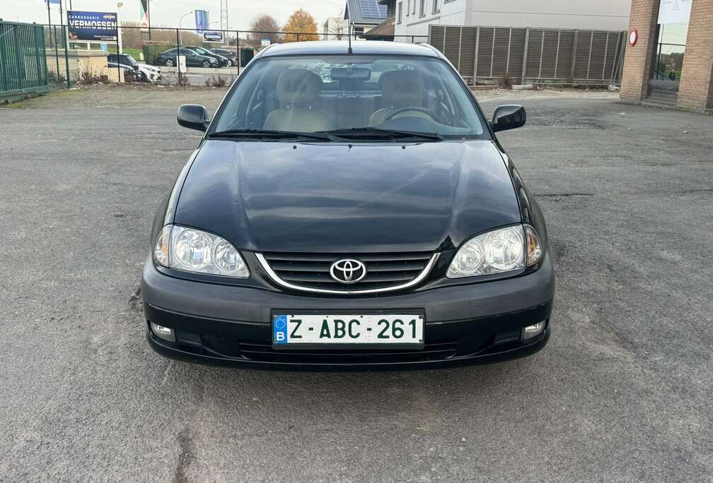 Toyota Toyota Avensis 2.0 Essence Airco Cuir