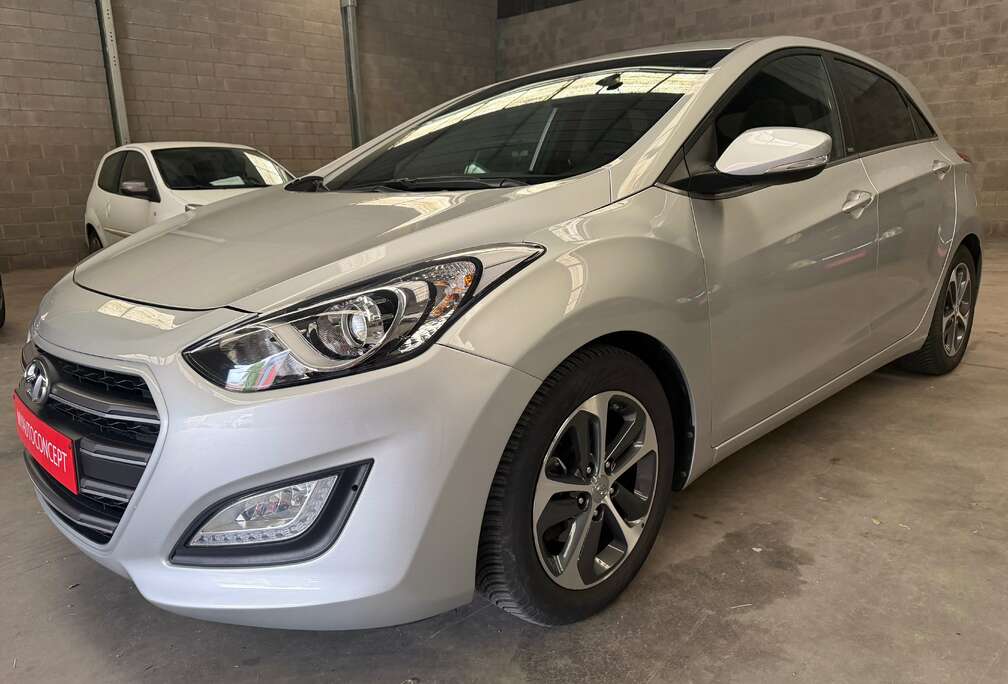 Hyundai i30 1.4i Go! ISG