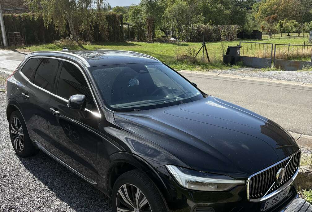 Volvo XC60 2.0 B4 MHEV Ultimate Dark