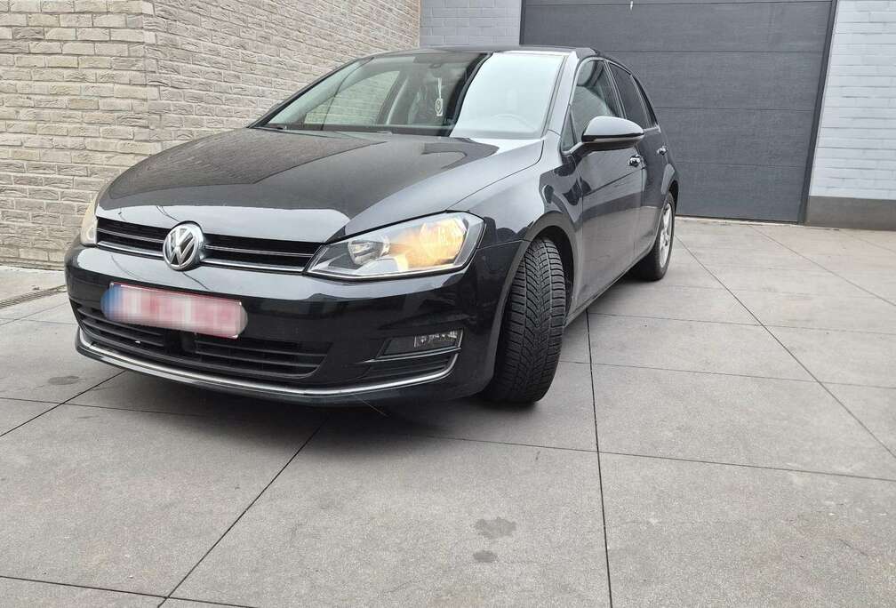 Volkswagen Golf 7  Comfort Line  Phares Auto  Clim Bi Zone