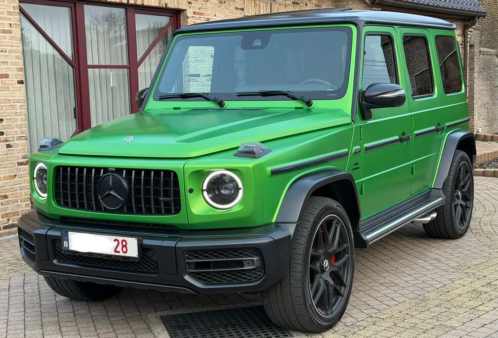 Mercedes-Benz 585 CV Magno Green Hell Mat Carbone Pack Night II