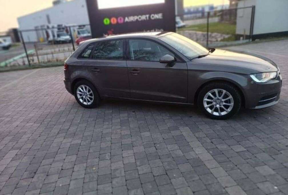 Audi Sportback 1.6 TDi Ambiente