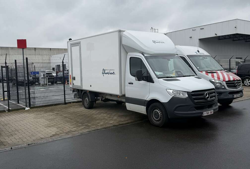 Mercedes-Benz 317 2.0 CDI L3 RWD Base 9G-Tronic