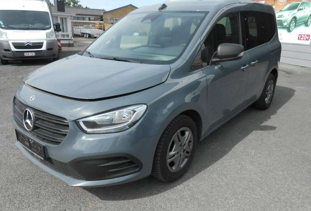 Mercedes-Benz Citan 1.3 110 benzine euro 6 + 5 plaatsen  AIRCO amper 57.000 km euro 6