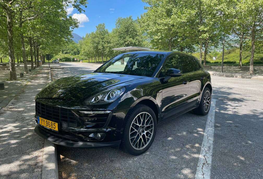 Porsche Macan 2.0 Turbo PDK