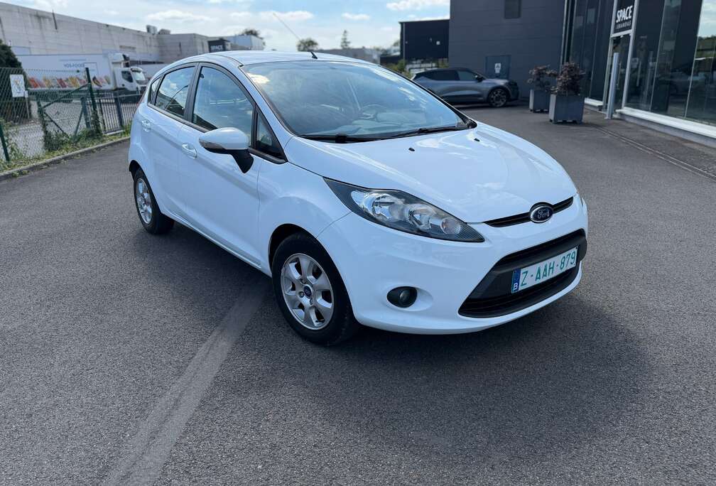 Ford Fiesta 1.6 TDCi Titanium DPF