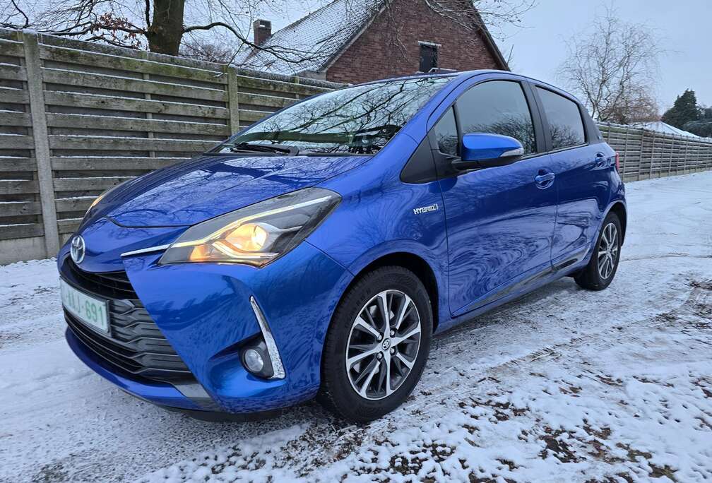 Toyota Yaris Hybrid 1.5 VVT-i Y20 Club