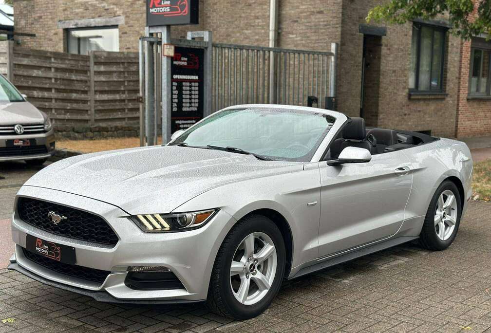 Ford 3.7i V6 - 305PK - Cabrio - Keyless Entry - Camera