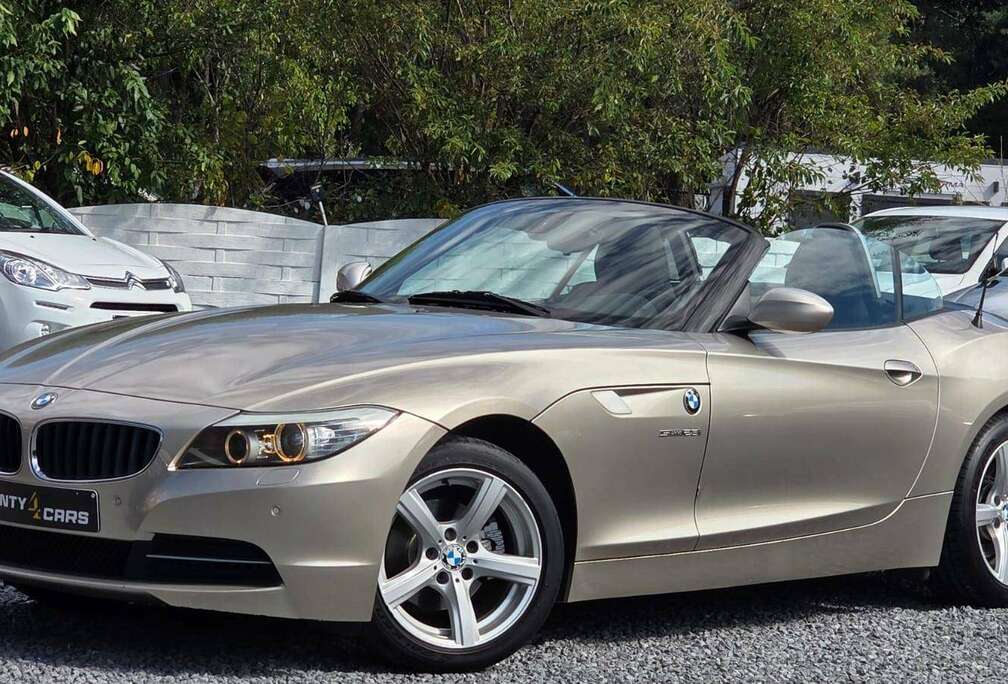 BMW Benzine 204Pk ParkeerS Cabrio Airco CruiseC Sport