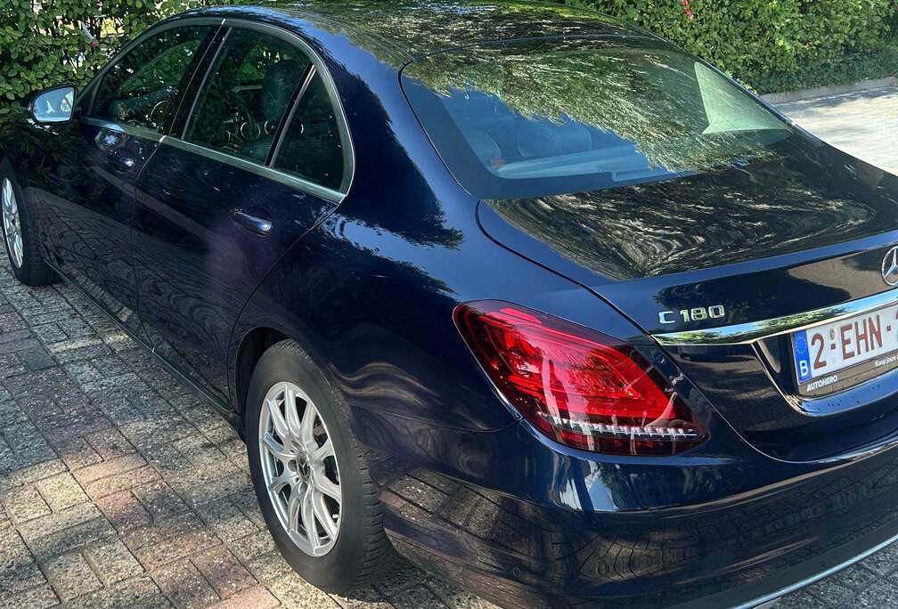 Mercedes-Benz C 180