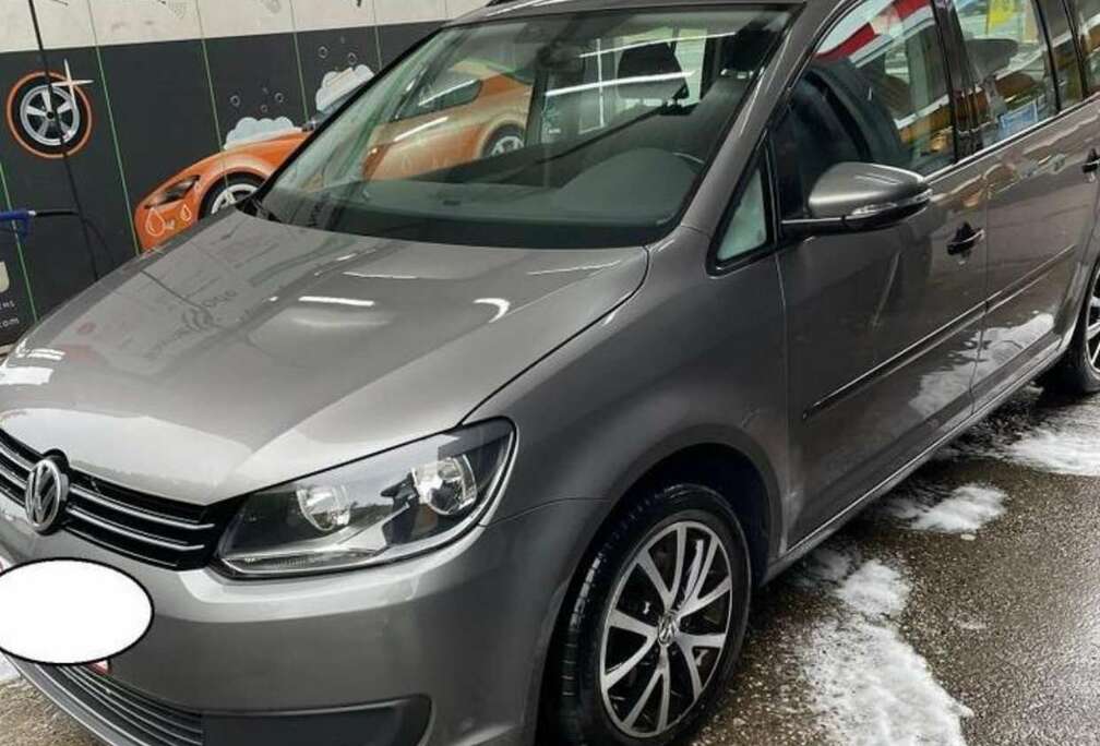 Volkswagen Touran 1.6 TDI DPF STYLE