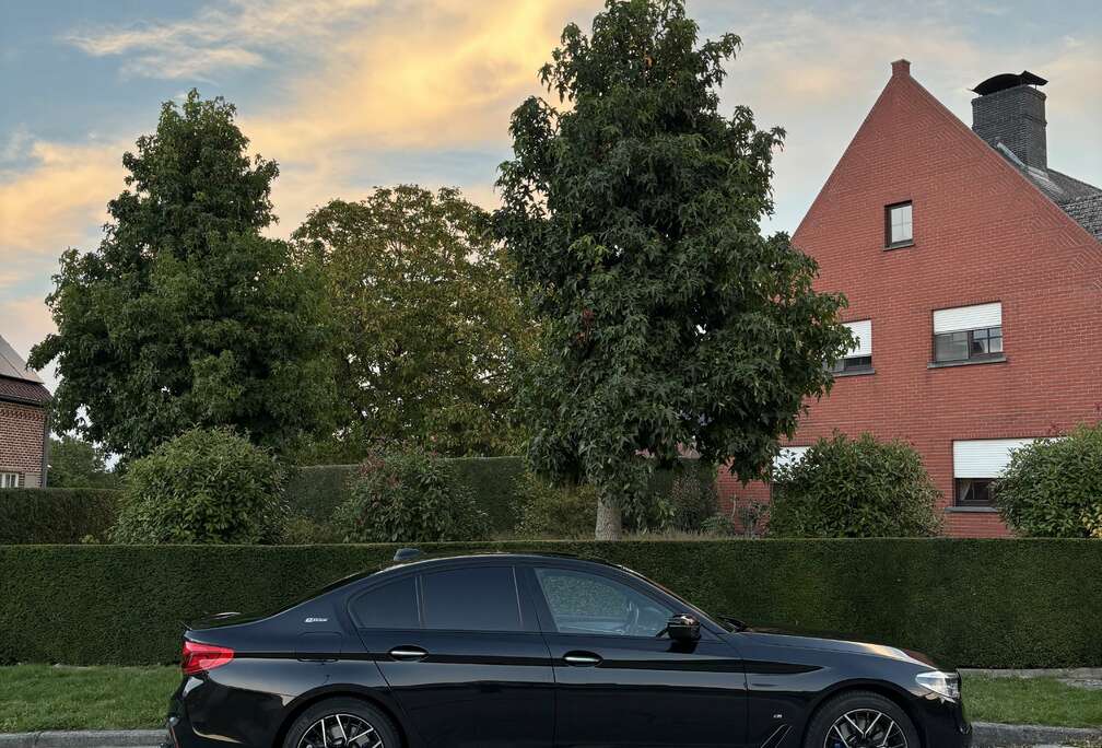 BMW M PAKKET   ACRAPOVI UITLAAD