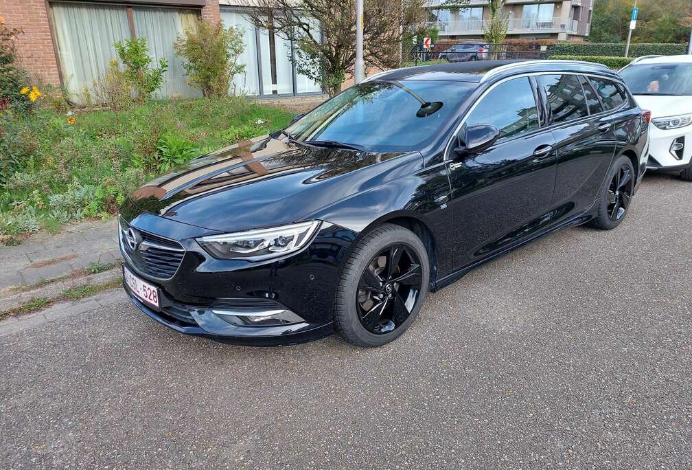 Opel Sports Tourer 1.6T Auto Exclusive met opc-line