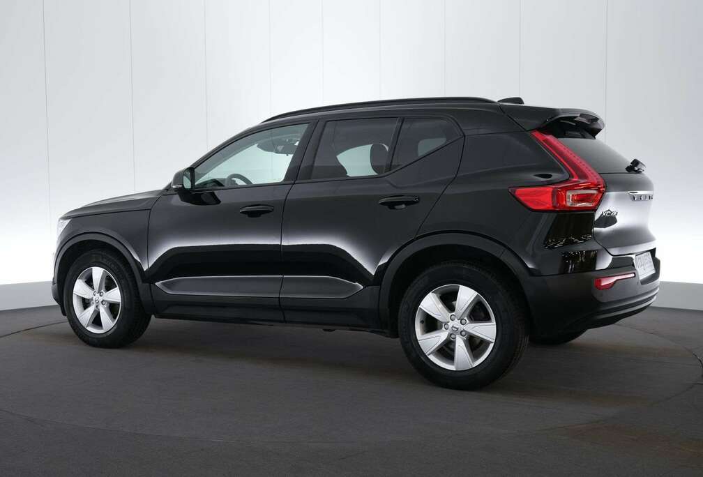 Volvo 1.5 T3 Momentum Core LED PDC CAM Carplay Verw. Stu