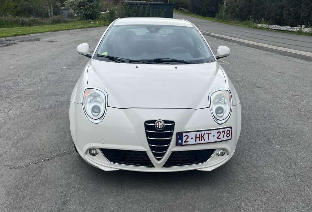 Alfa Romeo 1.6 JTD Multijet Distinctive DPF