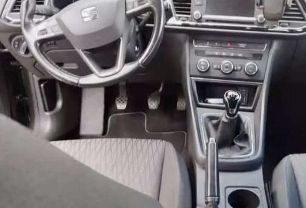 SEAT ST 1.6 CR TDi Reference