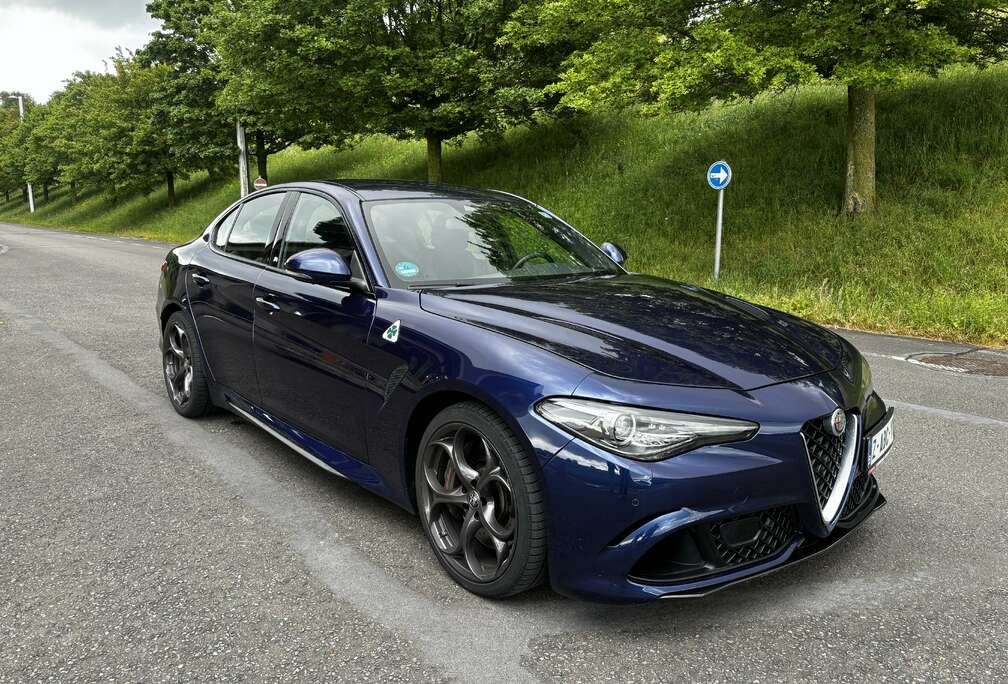 Alfa Romeo 2.9 T V6 Quadrifoglio * CARNET D’ENTRETIEN
