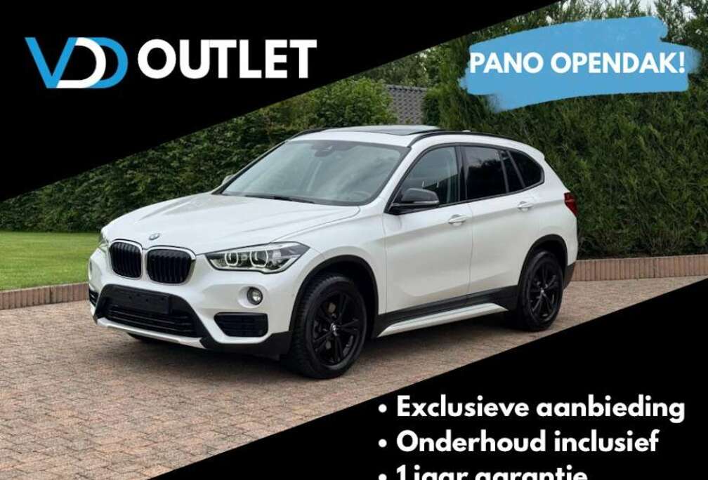 BMW sDrive18i Sport Line / PANODAK / LEDER / NAVI / PDC