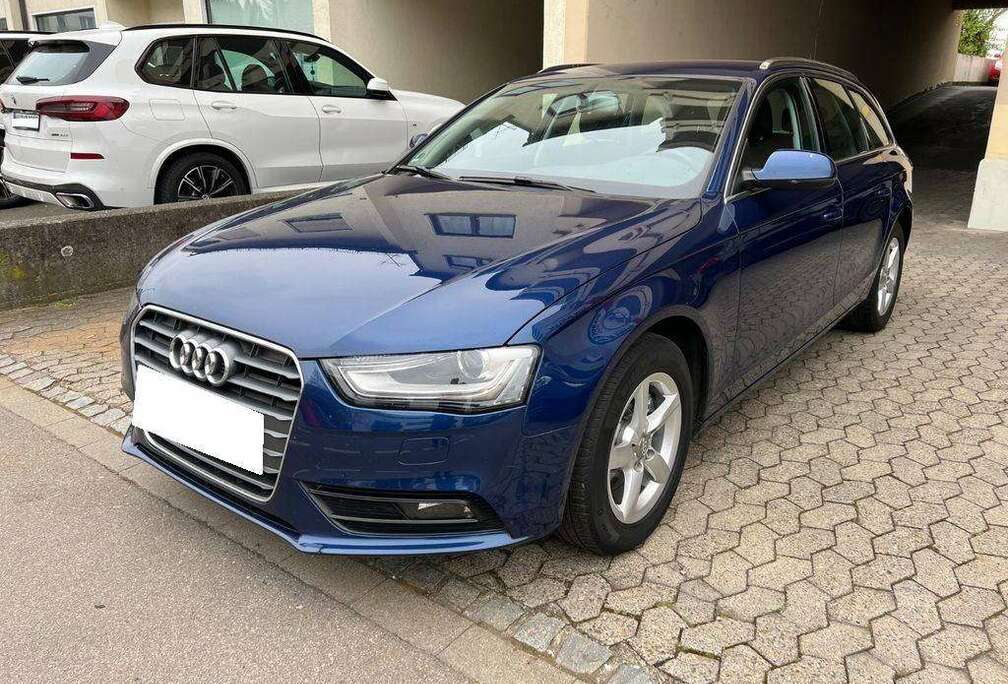 Audi A4 Avant 2.0 TDi Quattro S line Start/StopDPF