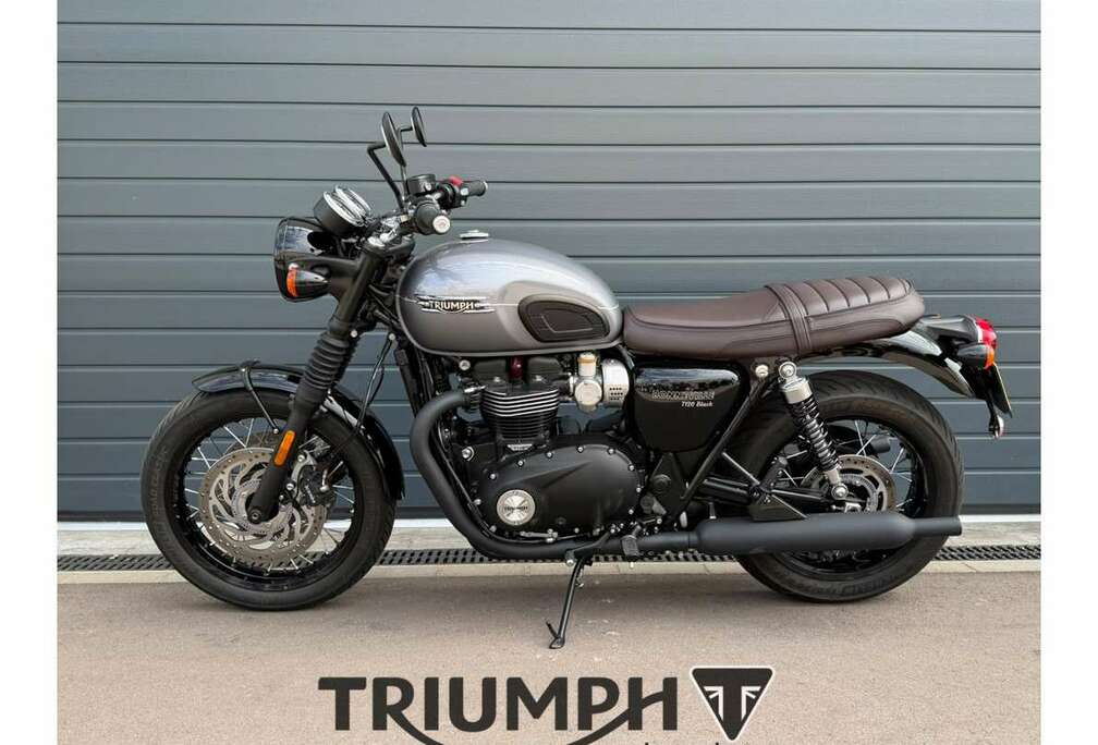Triumph BONNEVILLE T120 BLACK