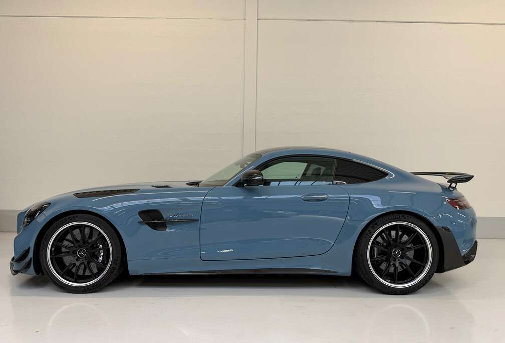 Mercedes-Benz R Pro 1/750 *China blue*