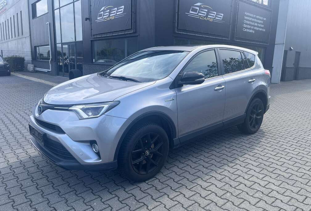 Toyota Hybrid 2.5i Black Edition/Pano/Keyless/Cruise/DodeHoek