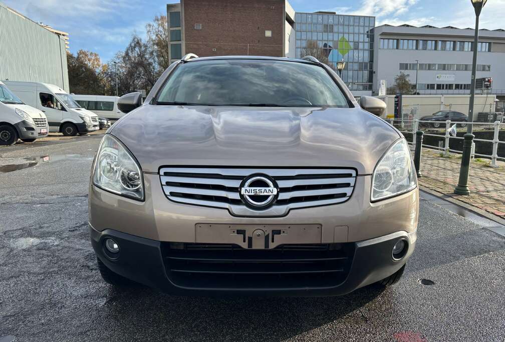 Nissan Qashqai+2 2.0 dCi DPF tekna