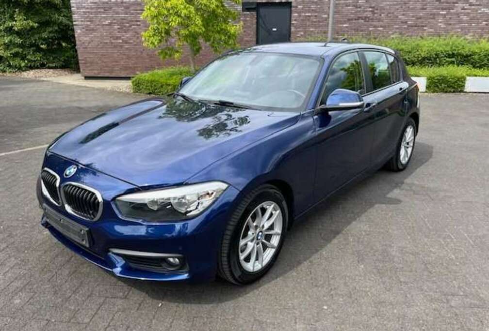 BMW 116i Advantage 5 deurs-Navi-Airco-PDC-Cruise