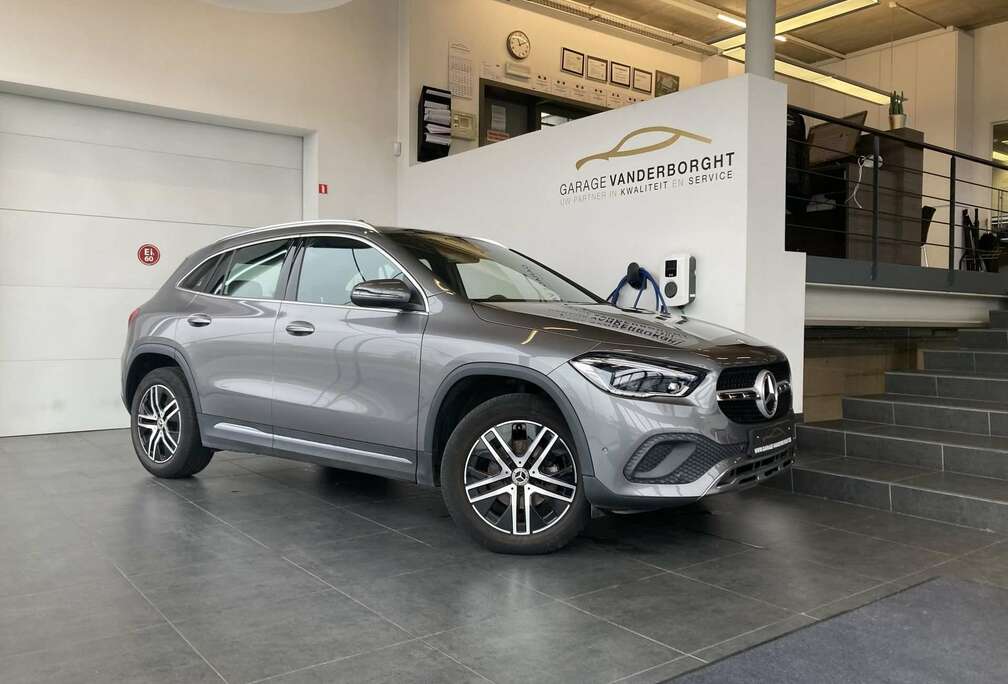 Mercedes-Benz BENZINE AUTOMAAT 41000KM+TAL VAN OPTIES