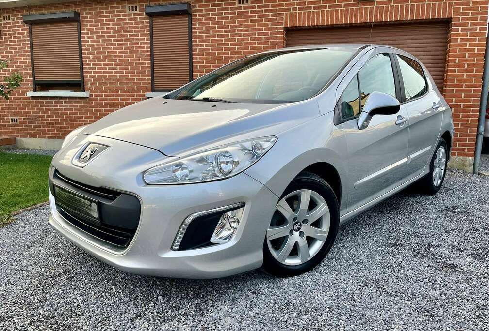 Peugeot 1.4i Confort Pack