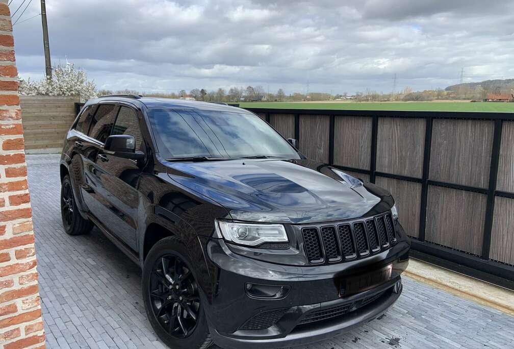 Jeep Summitall Black-camel Brown Interior Special Edit