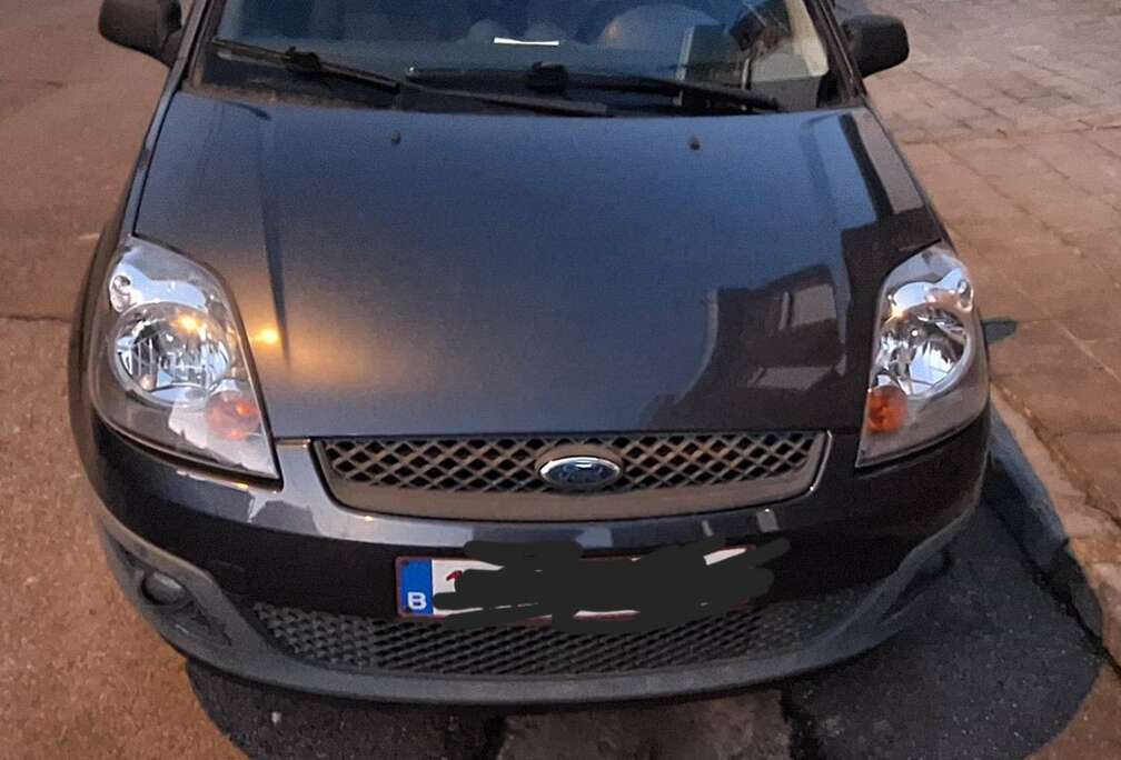 Ford 1.3i Ambiente