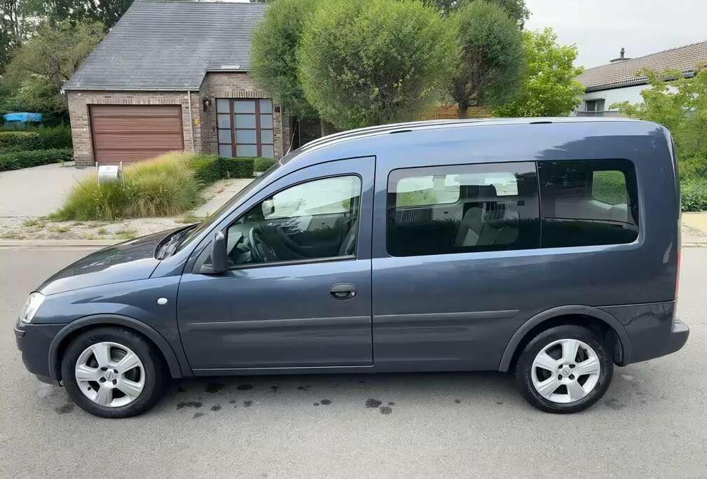 Opel 1.4i Airco gekeurd / CT ok