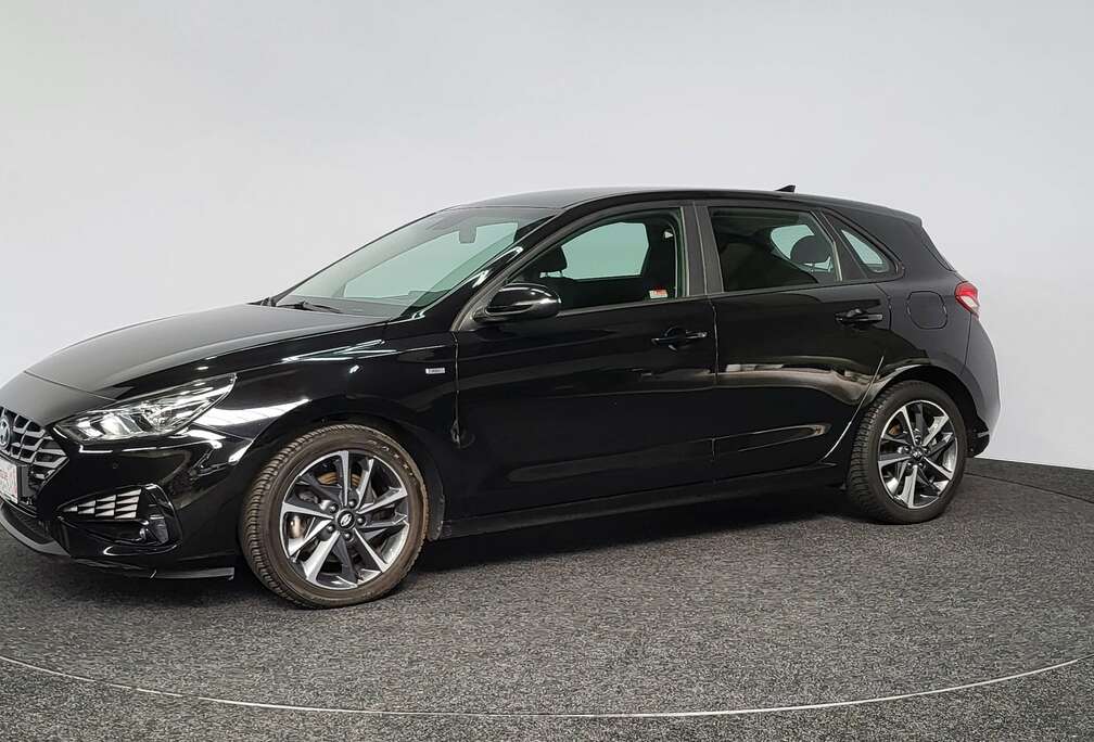 Hyundai 1.0 T-GDi MHEV  Automaat  CarPlay  Camera  Top