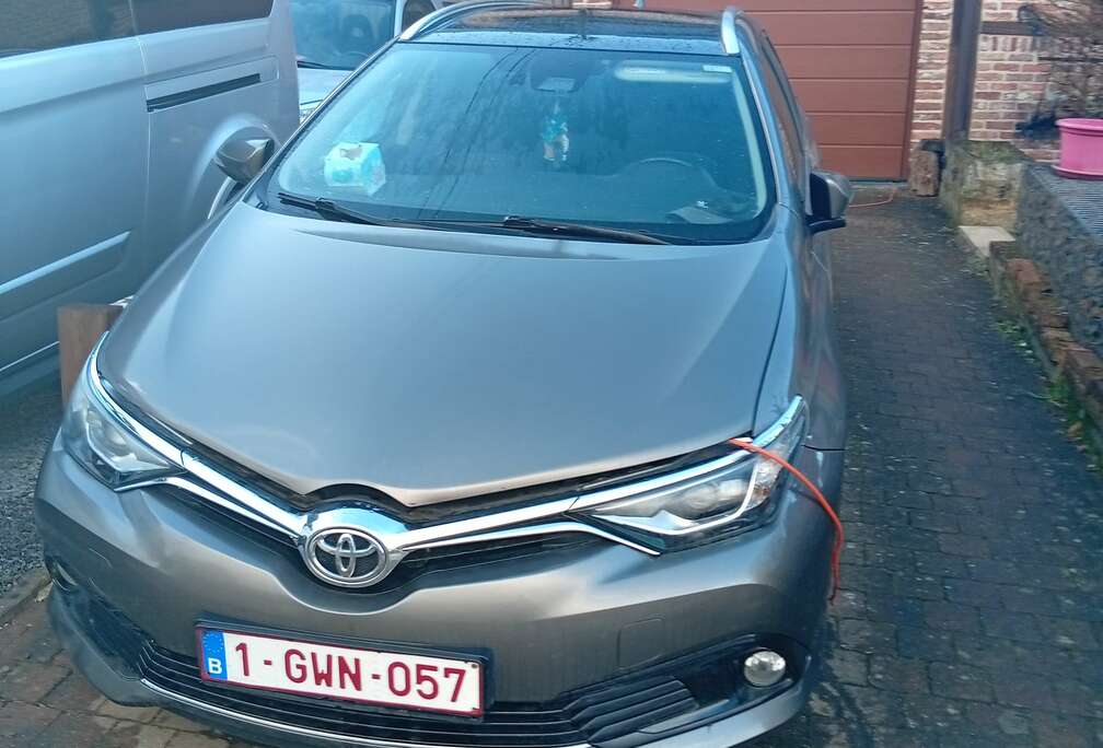 Toyota Touring sport break comfort/50è anniversaire full option