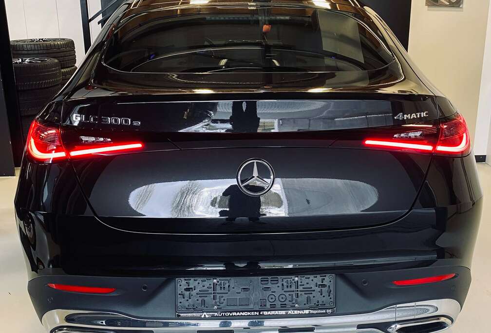 Mercedes-Benz e 9G Plug-in 4M Coupé LUXURY BEIGE/MEMORY/TREKH.