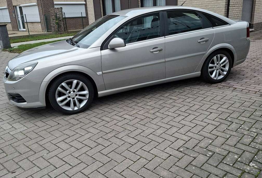 Opel 1.8i XER 16v Cosmo