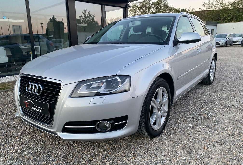 Audi A3 Sportback 1.6 TDi Ambiente Start/Stop DPF S tronic