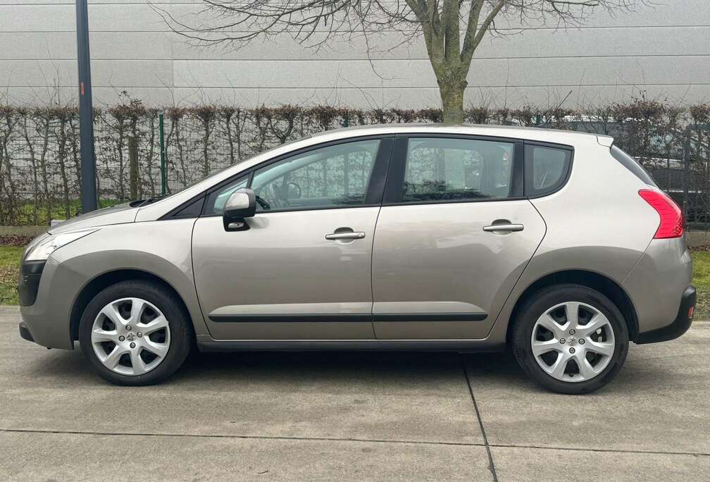 Peugeot 3008 1.6 HDi On Line FAP