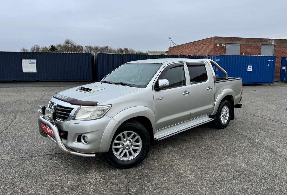 Toyota 2.5D-4D Manual 4x4 Double Cab / Export Afrik Only