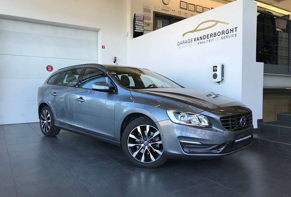 Volvo DYNAMIC EDITION150PK  71000KM