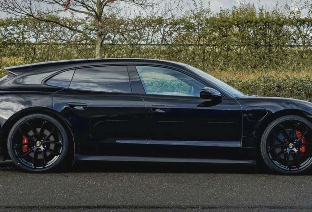 Porsche Sport Turismo 93.4 kWh 4S (garantie Mars 2027)